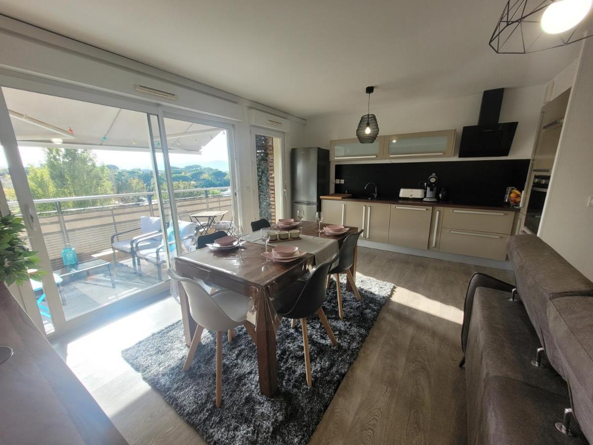 شقة Le Palmier D'Azur - Frejus Cais - Wi-Fi المظهر الخارجي الصورة